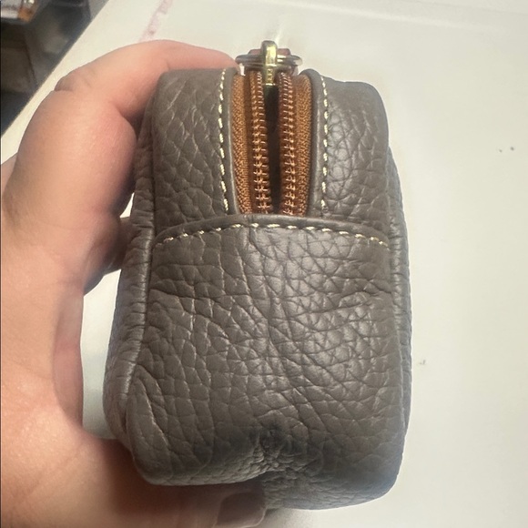 Dooney - Picture 5 of 7